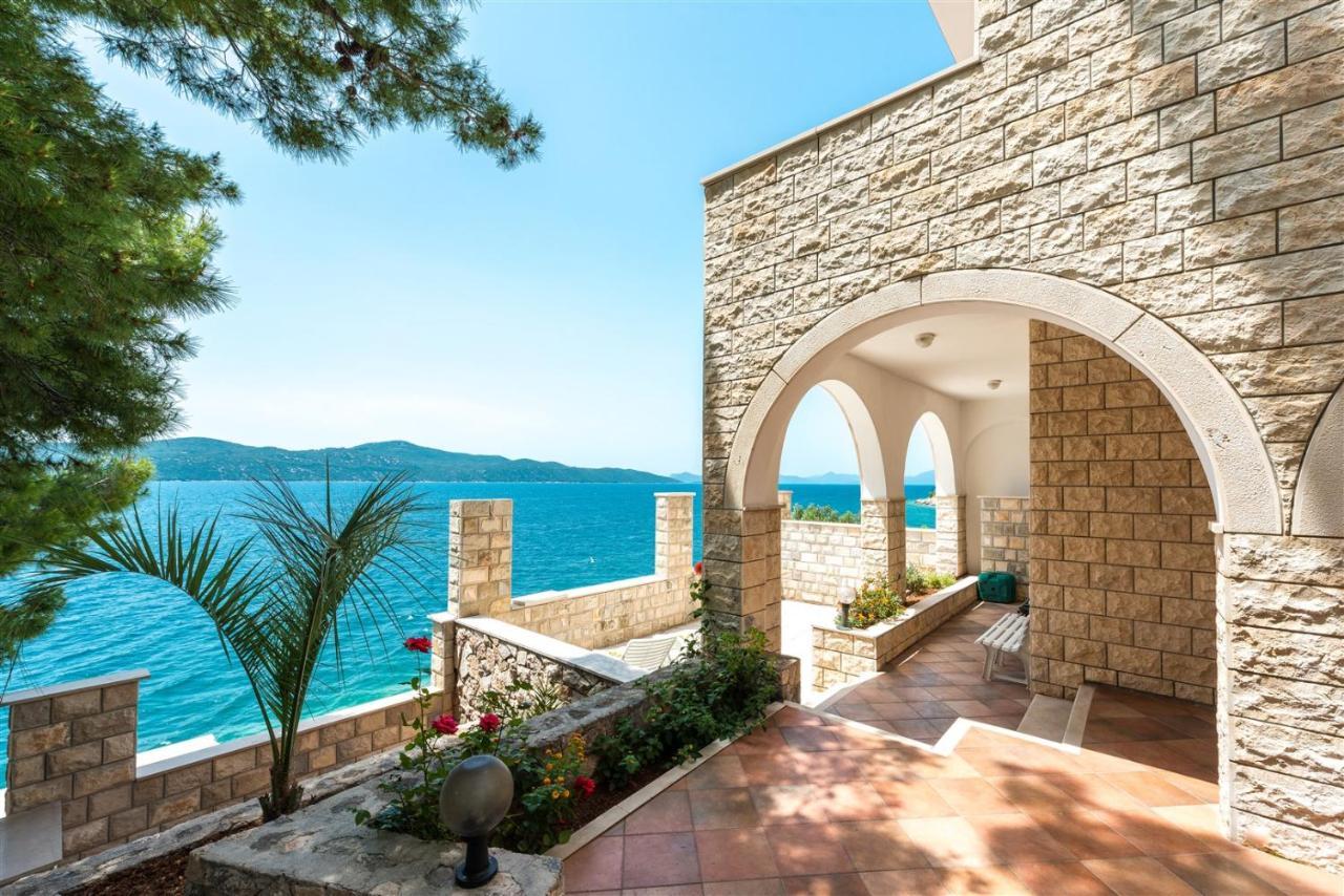 Beach Villa Ratac スラノ エクステリア 写真